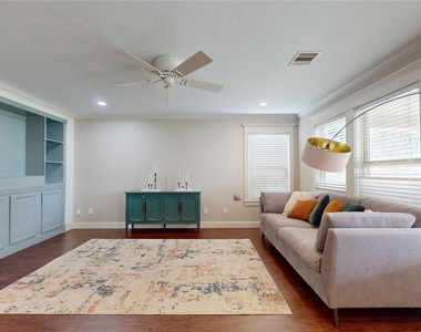 7918 Tupper Bend Court - Photo Thumbnail 7