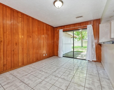 7119 Bellaire Boulevard - Photo Thumbnail 16