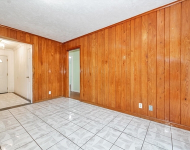 7119 Bellaire Boulevard - Photo Thumbnail 15