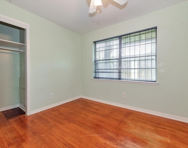 7119 Bellaire Boulevard - Photo Thumbnail 19