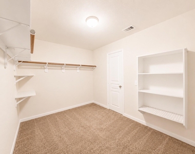 2326 Brookeland Meadow Court - Photo Thumbnail 9