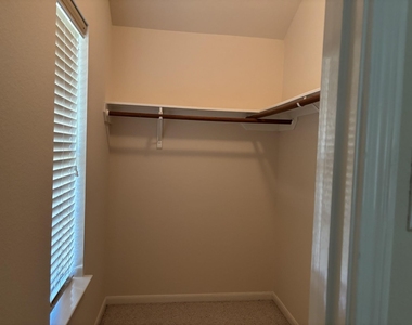 5514 Gatesprings Lane Lane - Photo Thumbnail 44