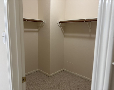 5514 Gatesprings Lane Lane - Photo Thumbnail 23