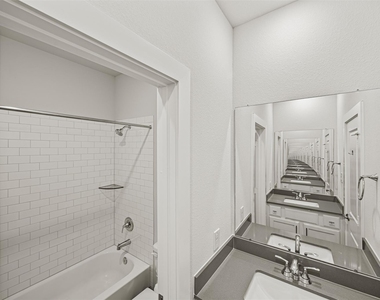 16631 Lake Austin Street - Photo Thumbnail 25