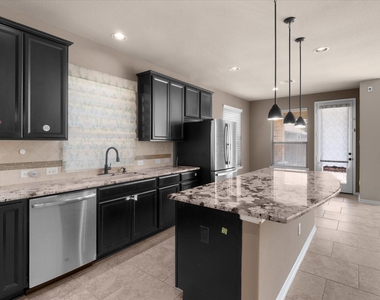 14807 Diane Manor Lane - Photo Thumbnail 7