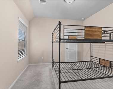 14807 Diane Manor Lane - Photo Thumbnail 36