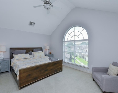 3316 Clearview Circle - Photo Thumbnail 7