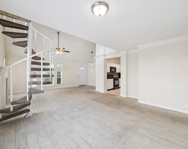 5715 S Magazine Circle - Photo Thumbnail 10