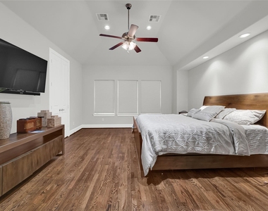 5605 Cohn Meadow Lane - Photo Thumbnail 18