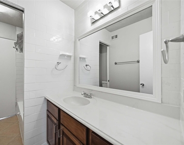 5353 Institute Lane - Photo Thumbnail 11