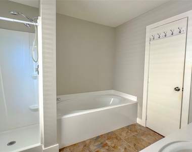 9923 Farrell Drive - Photo Thumbnail 27