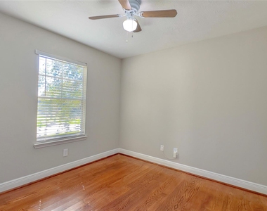 9923 Farrell Drive - Photo Thumbnail 14