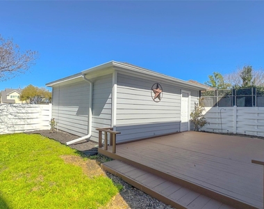 9923 Farrell Drive - Photo Thumbnail 36