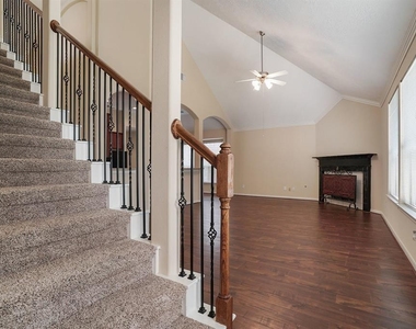 7211 Emerald Run Lane - Photo Thumbnail 25