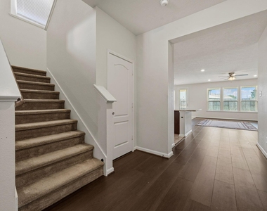 20602 Pioneer Oak Lane - Photo Thumbnail 5