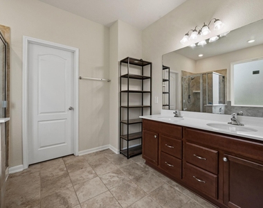 20602 Pioneer Oak Lane - Photo Thumbnail 17