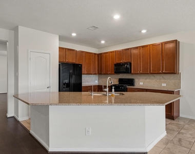 20602 Pioneer Oak Lane - Photo Thumbnail 7
