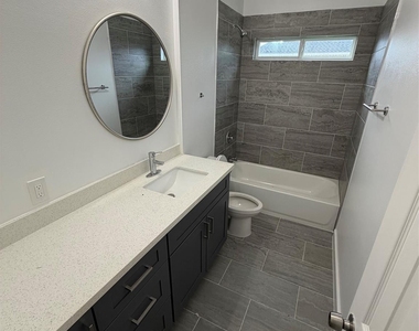 8627 Peachtree Street - Photo Thumbnail 4