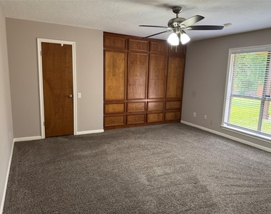 3414 Wooddale Lane - Photo Thumbnail 25