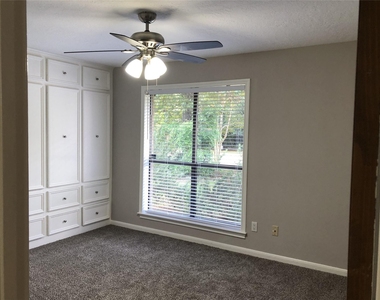 3414 Wooddale Lane - Photo Thumbnail 5