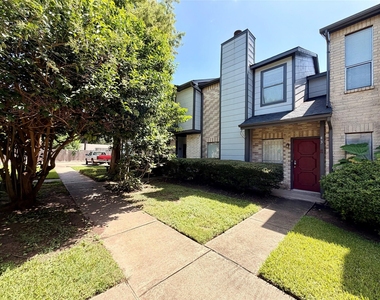 12400 Brookglade Circle - Photo Thumbnail 1