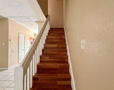 12400 Brookglade Circle - Photo Thumbnail 9