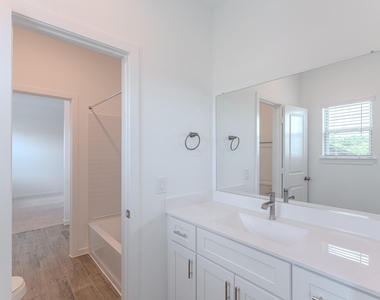14606 Daffodil Plains Lane - Photo Thumbnail 21