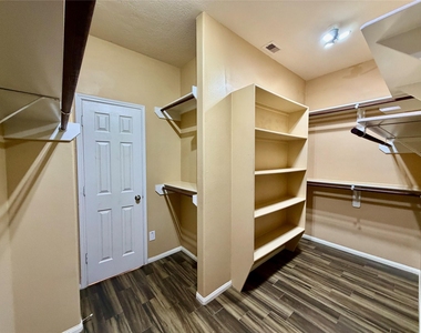 25206 Auburn Terrace Drive - Photo Thumbnail 20