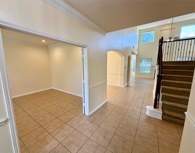 25206 Auburn Terrace Drive - Photo Thumbnail 2