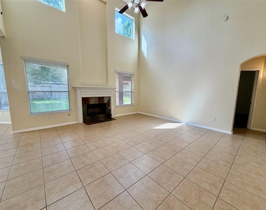 25206 Auburn Terrace Drive - Photo Thumbnail 8