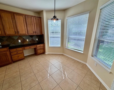 25206 Auburn Terrace Drive - Photo Thumbnail 11