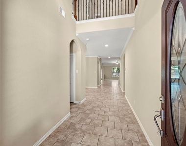 34 Sawbridge Circle - Photo Thumbnail 4