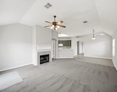 3103 Glenmont Ridge Court - Photo Thumbnail 8