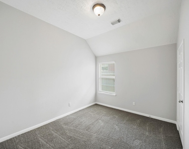 3103 Glenmont Ridge Court - Photo Thumbnail 6