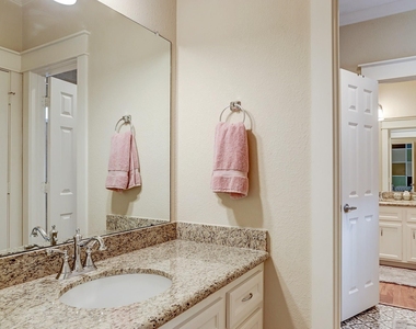 1341 Dorothy Street - Photo Thumbnail 12