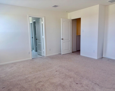 4841 Sun Falls Drive - Photo Thumbnail 22