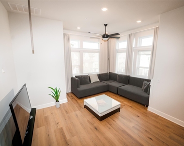 4108 Margarita Street - Photo Thumbnail 9