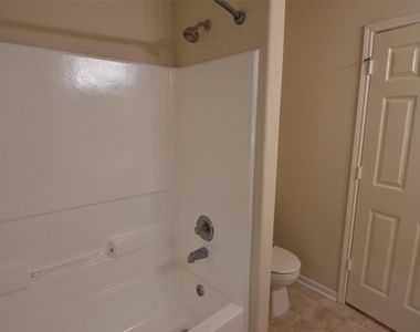1035 Junction Ct - Photo Thumbnail 34