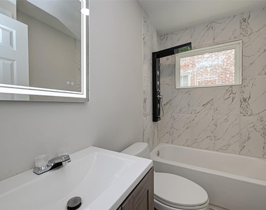 1747 Wroxton Court - Photo Thumbnail 10