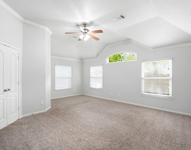 31710 Midlake Park - Photo Thumbnail 18