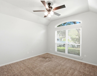 31710 Midlake Park - Photo Thumbnail 6