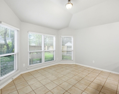 31710 Midlake Park - Photo Thumbnail 17