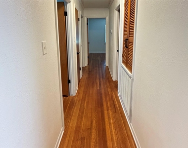 922 Hector Avenue - Photo Thumbnail 15