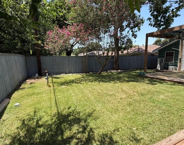 922 Hector Avenue - Photo Thumbnail 34