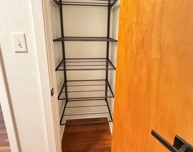 922 Hector Avenue - Photo Thumbnail 25