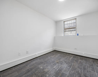 174 Sumpter Street - Photo Thumbnail 6