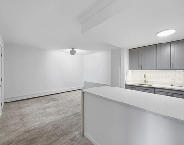 174 Sumpter Street - Photo Thumbnail 3