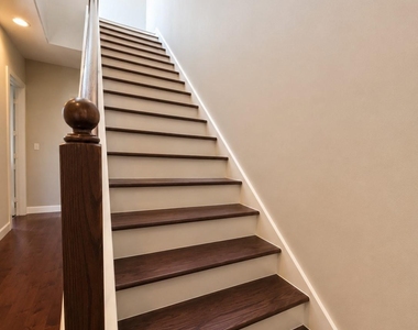 1605 W Dallas Street - Photo Thumbnail 8