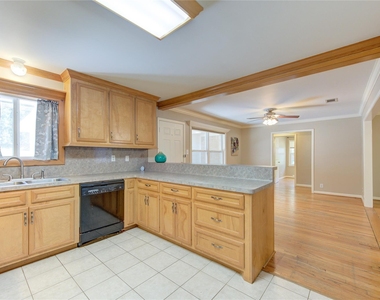 4306 Spellman Road - Photo Thumbnail 14