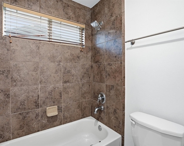 2802 Kestrel Trace Lane - Photo Thumbnail 29